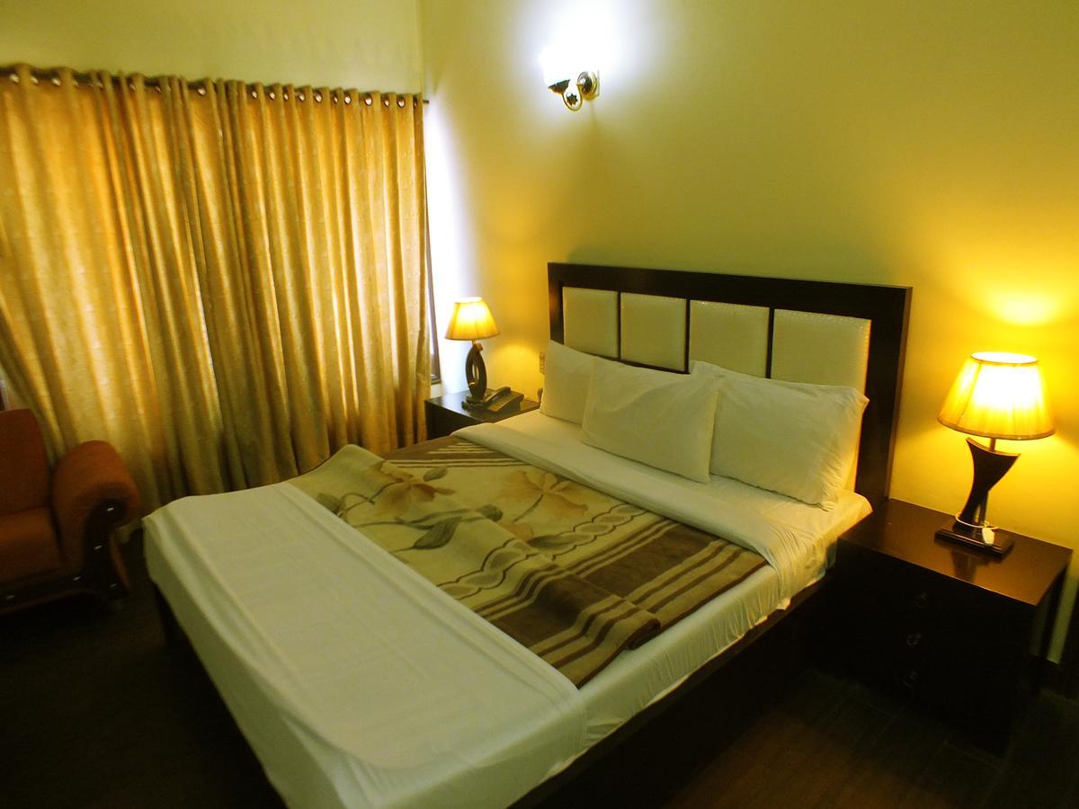 Capetown Guest House Islamabad Exteriör bild